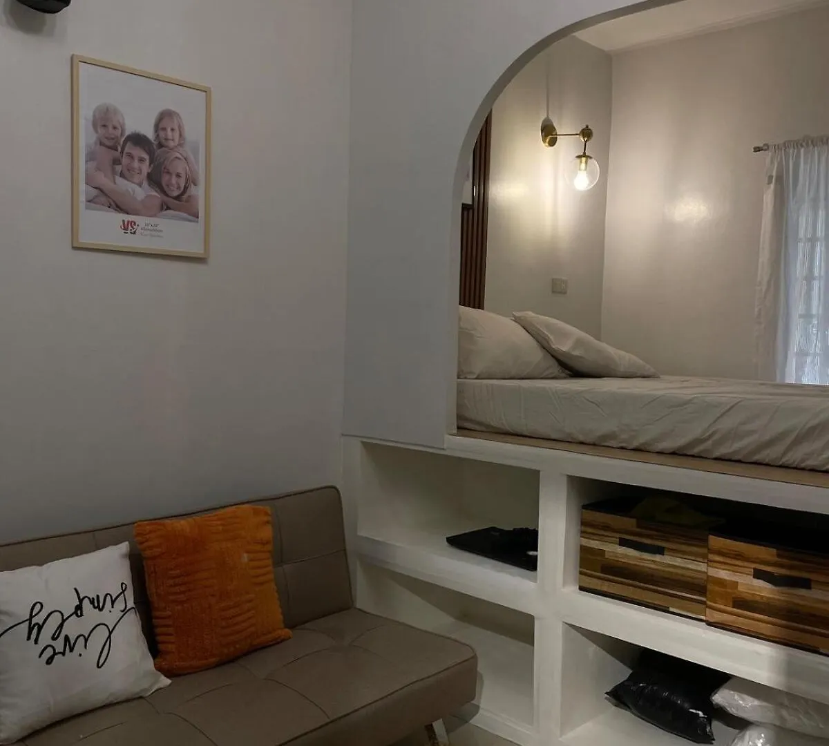 Modern Home In Pampanga With Parking - Near Sm Clark & Clark International Airport Angeles Holiday home