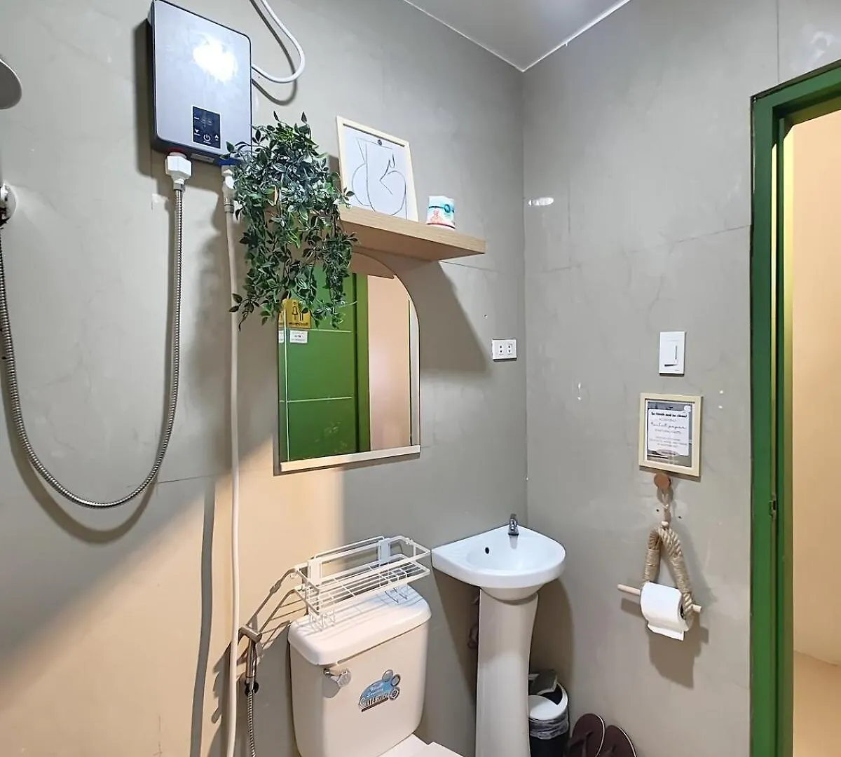 Modern Home In Pampanga With Parking - Near Sm Clark & Clark International Airport Angeles Holiday home