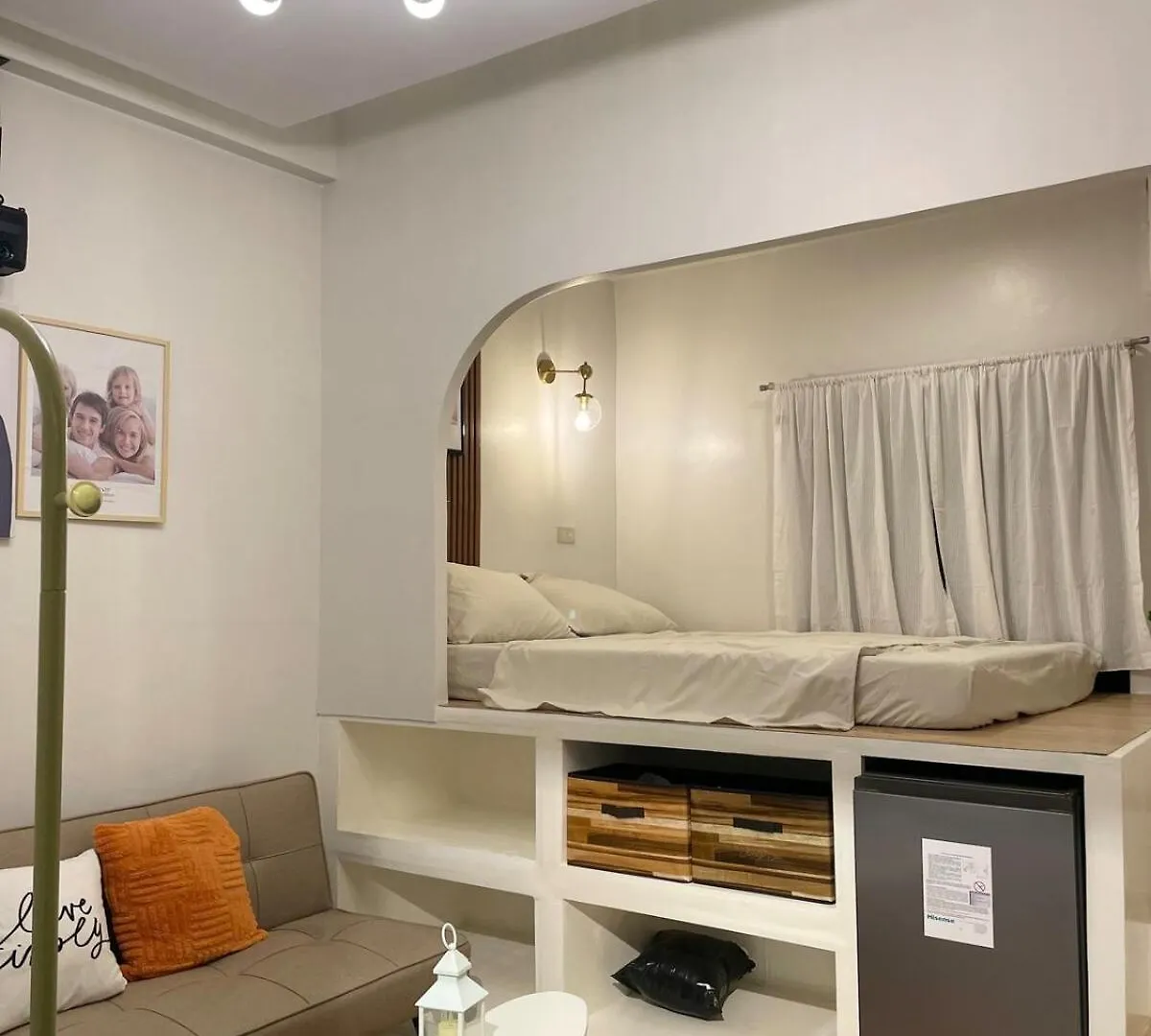 Modern Home In Pampanga With Parking - Near Sm Clark & Clark International Airport Angeles
