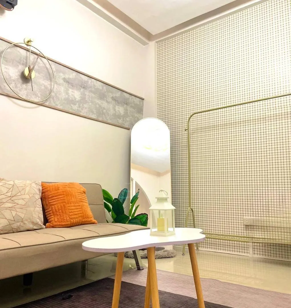 Modern Home In Pampanga With Parking - Near Sm Clark & Clark International Airport Angeles