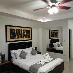 Apartment Bourbon St Apts 16, Angeles